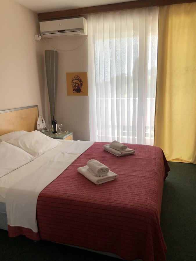 Hotel Bip Budva Exterior photo